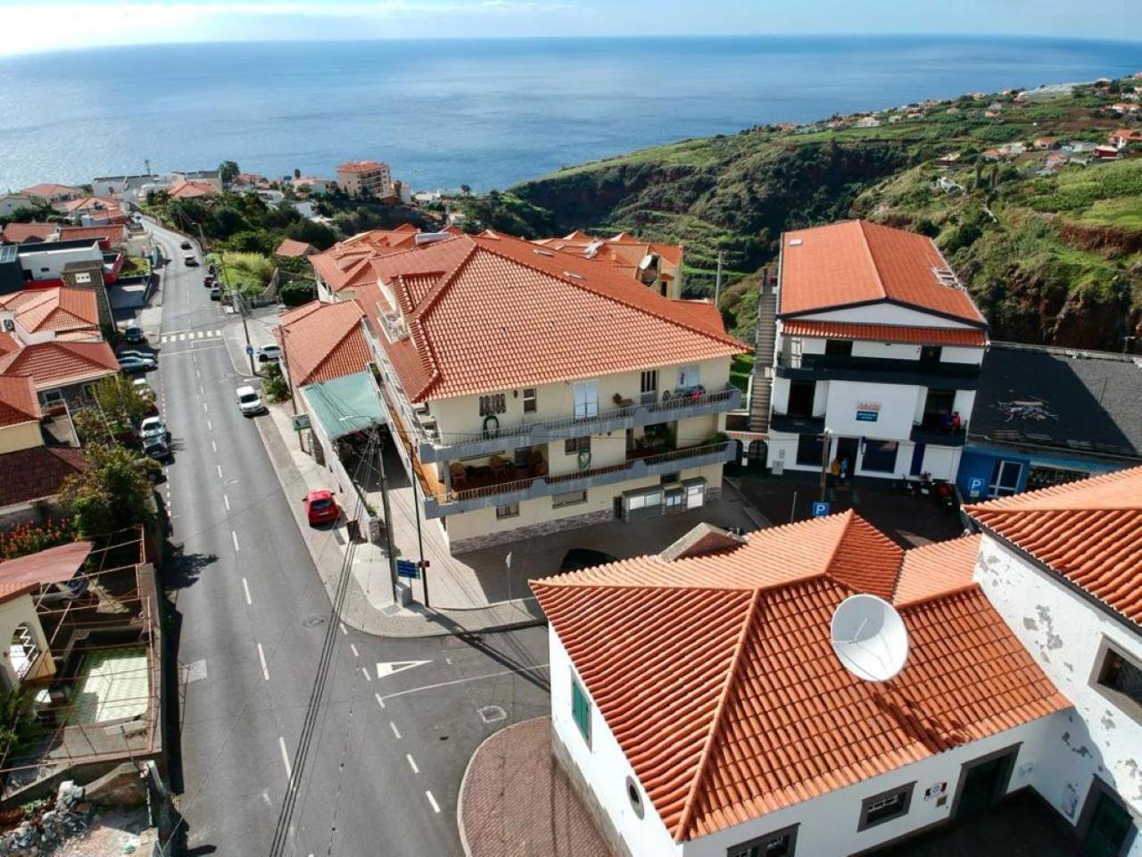 Mountain View Star Apartment Estreito Da Calheta Exterior photo